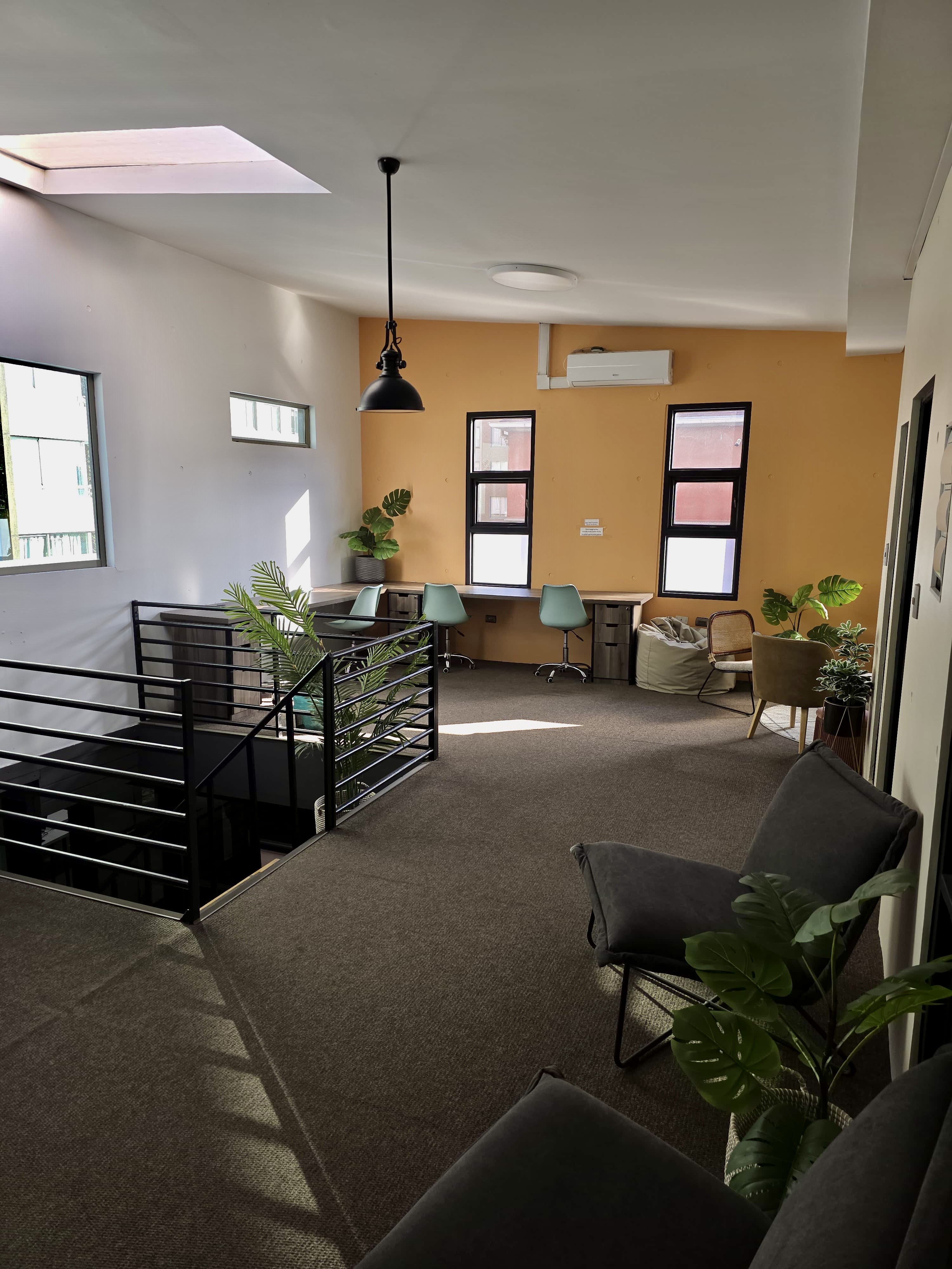 “SALA TALINAY” Espacio Compartido (1 persona)